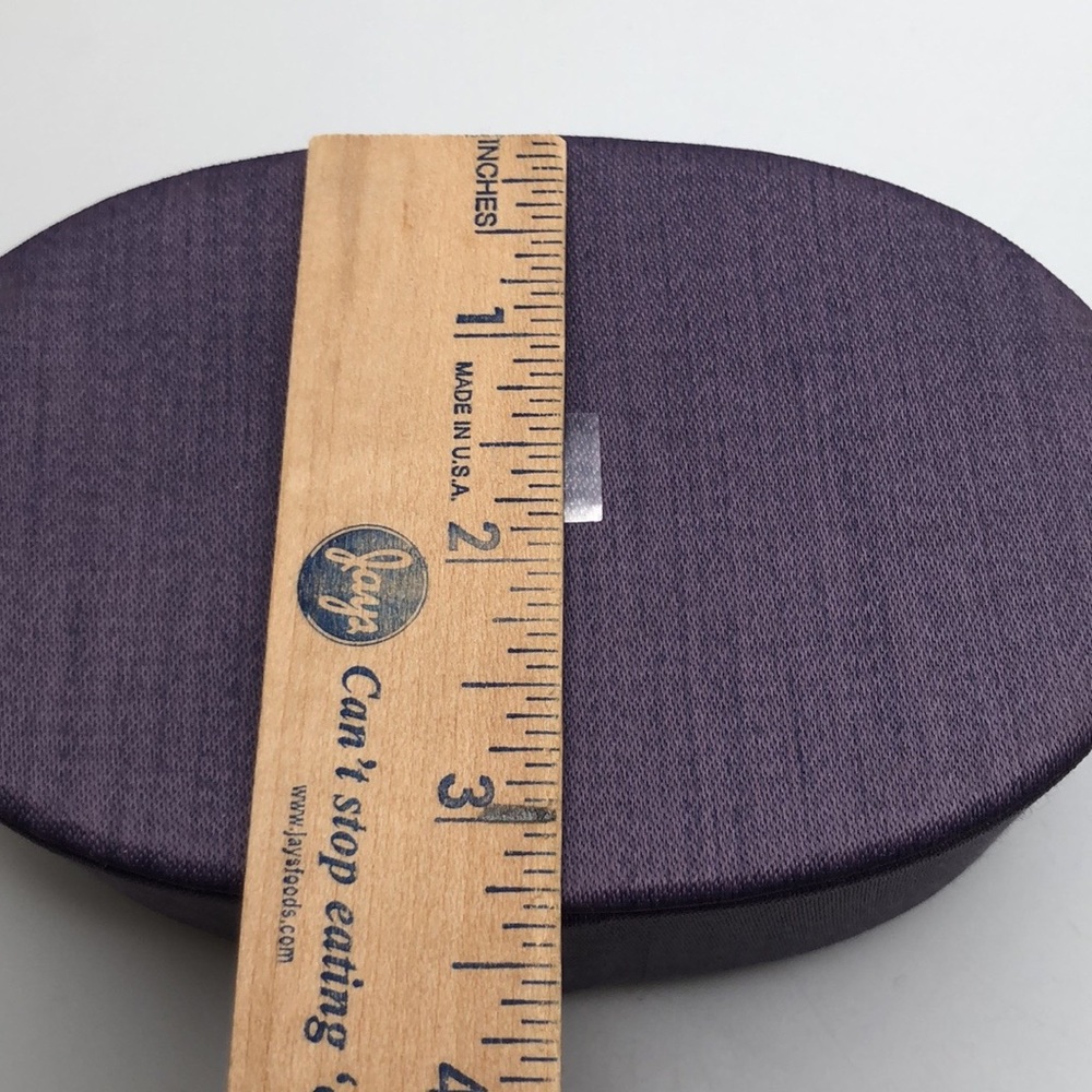 Lady Primrose’s Lovely Fabric Wrapped Oval Trinket Box Violets decor - Picture 6 of 7
